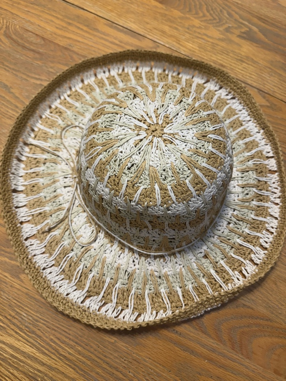 Handwoven Two-Tone Women’s Sun Hat - Natural & White